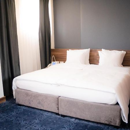 Olivia Rooms Belgrado Buitenkant foto