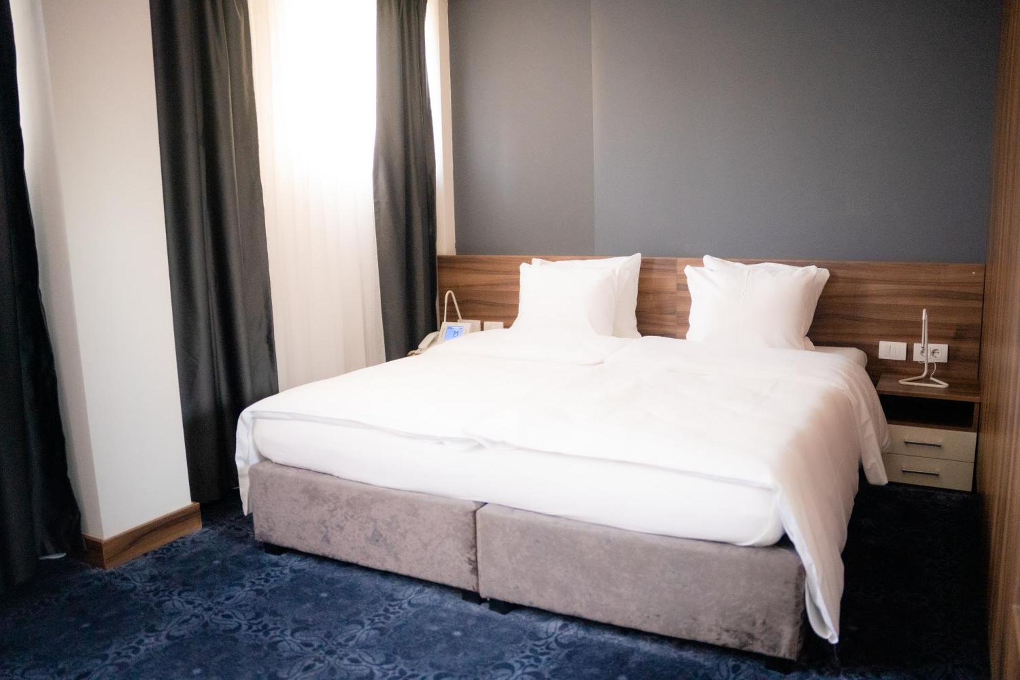 Olivia Rooms Belgrado Buitenkant foto